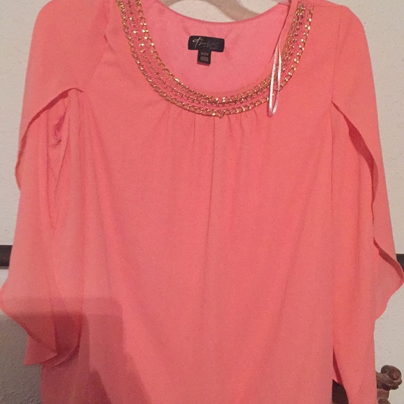Blouse with open sleeves - Picture 1 of 3